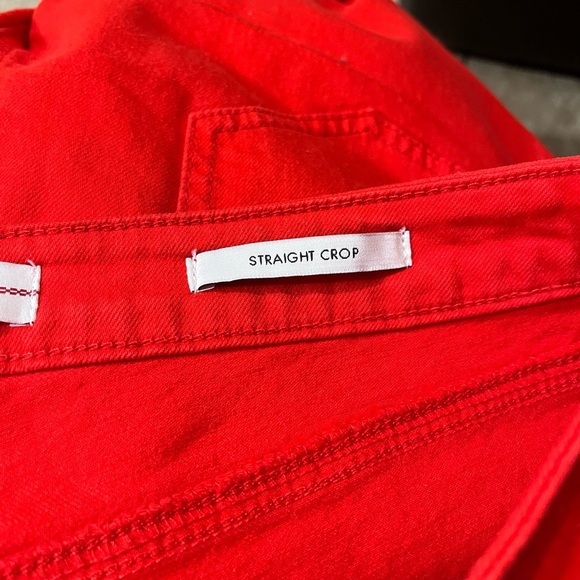 Guess - Picture 9 of 9